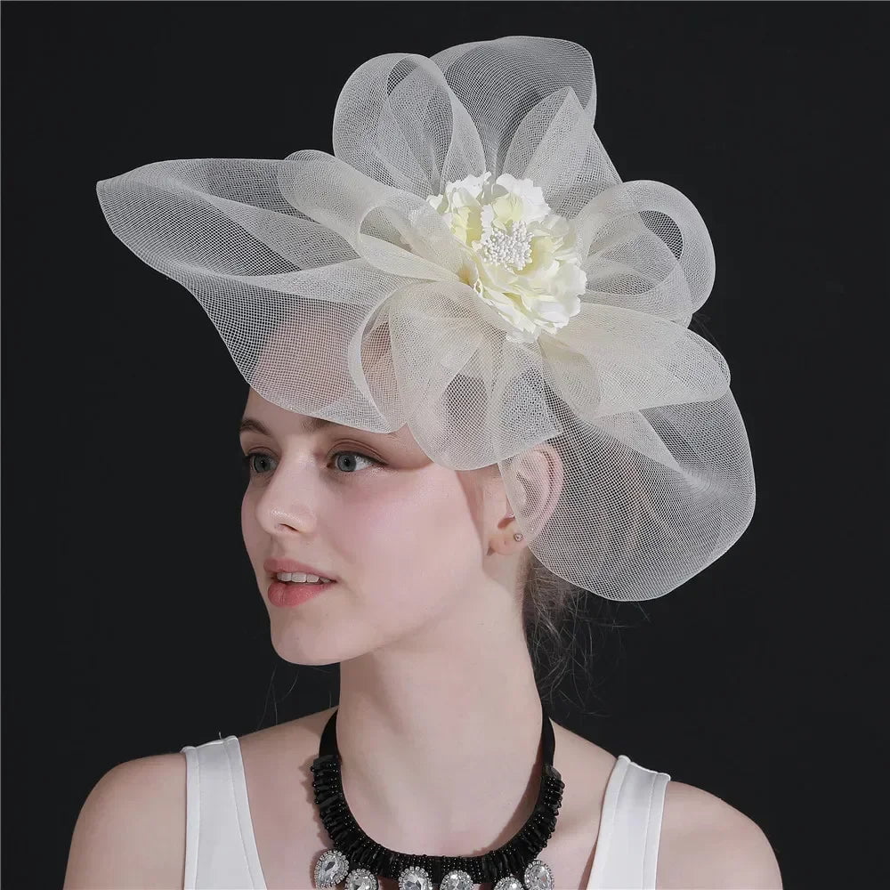 La boutique du chapeau Beige Chapeau Fascinator Soie