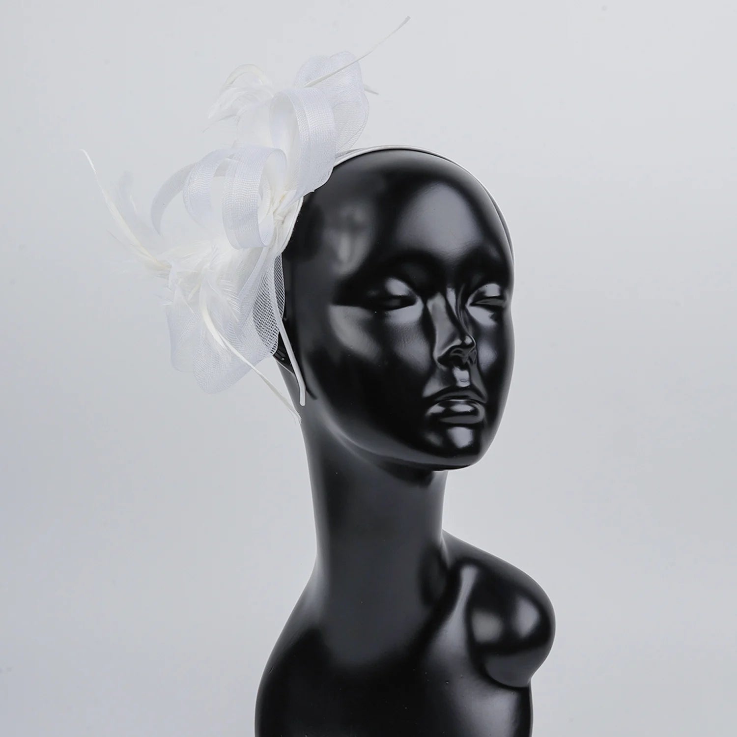 La boutique du chapeau white Chapeau Fascinator Satin