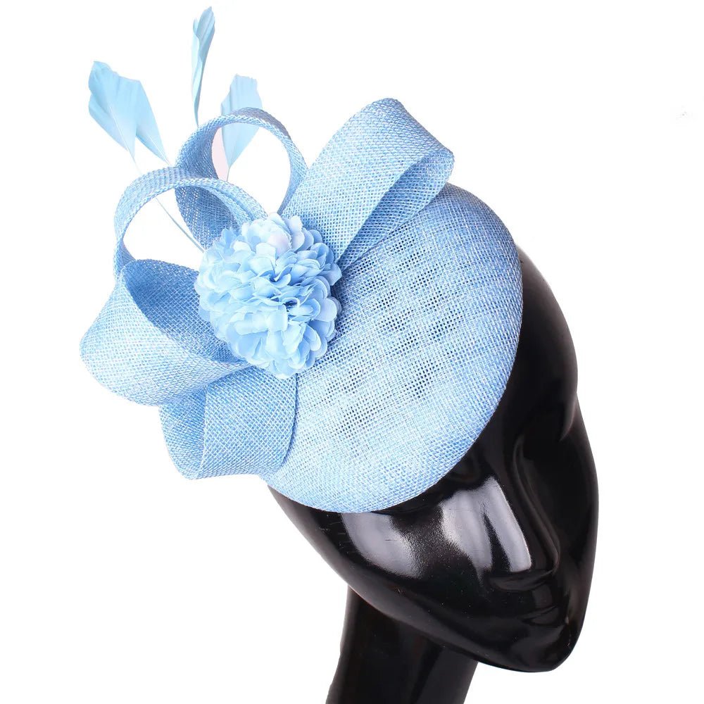 La boutique du chapeau Bleu ciel Chapeau Fascinator Brodé