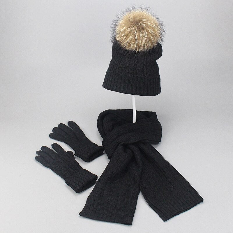 La boutique du chapeau Noir Ensemble 3 pièces avec pompon fourrure