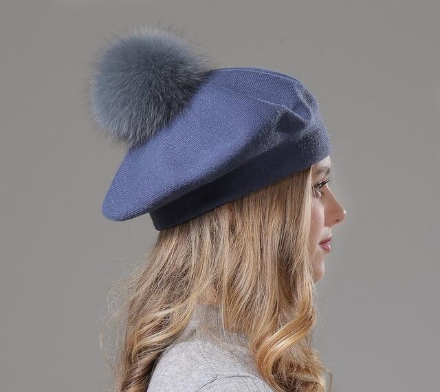 Paris-Chapeau béret Bleu Béret en laine et son pompon en fourrure de renard