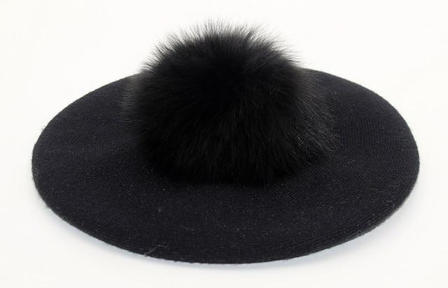 Paris-Chapeau béret Noir Béret en laine et son pompon en fourrure de renard